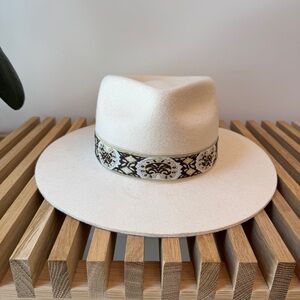 Lack Of Color Beverly Hat size M